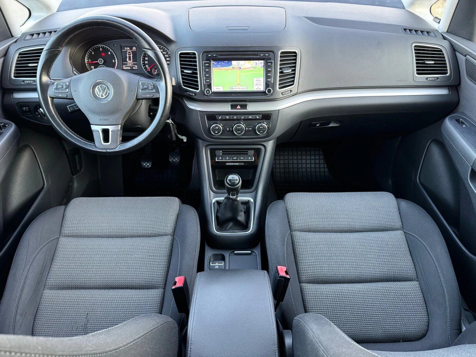 VW Sharan 2.0 TDI / FULL / 4MOTION / LED / NAVI / CAMERA - изображение 9