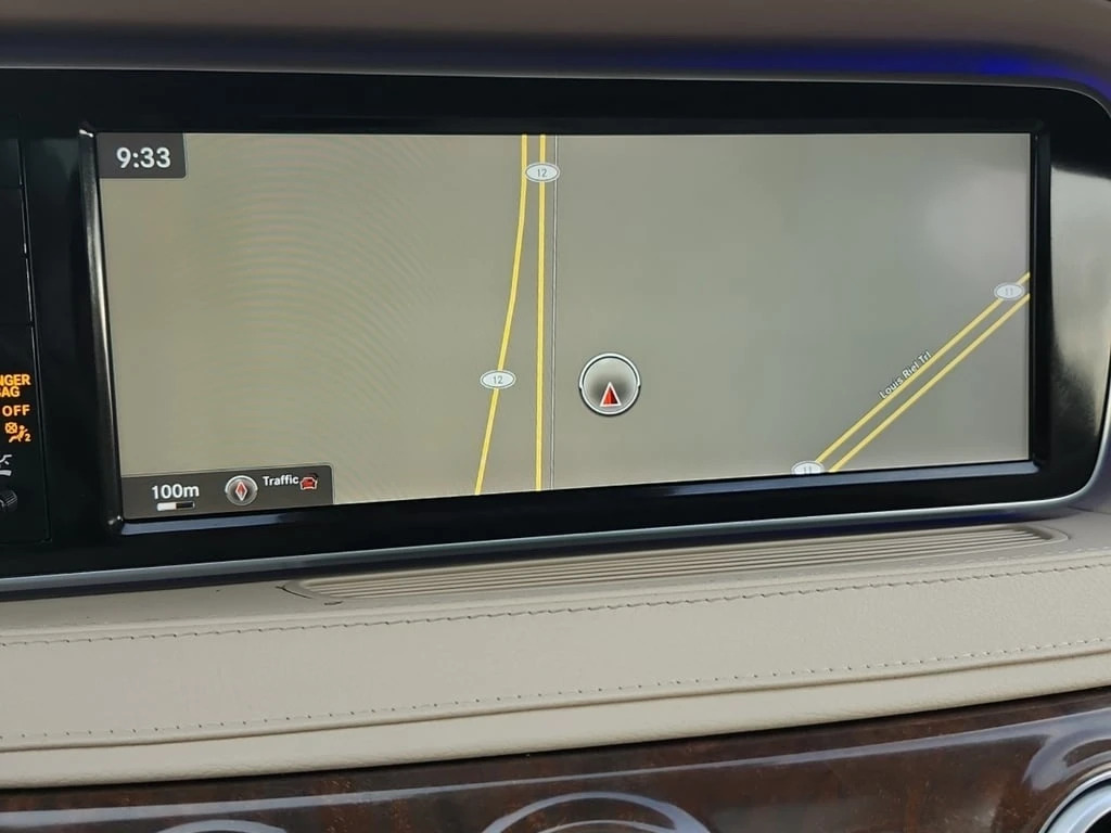 Mercedes-Benz S 550 * 4 MATIC * CARFAX * БЕЗ ПЪРВОНАЧАЛНА ВНОСКА - изображение 10