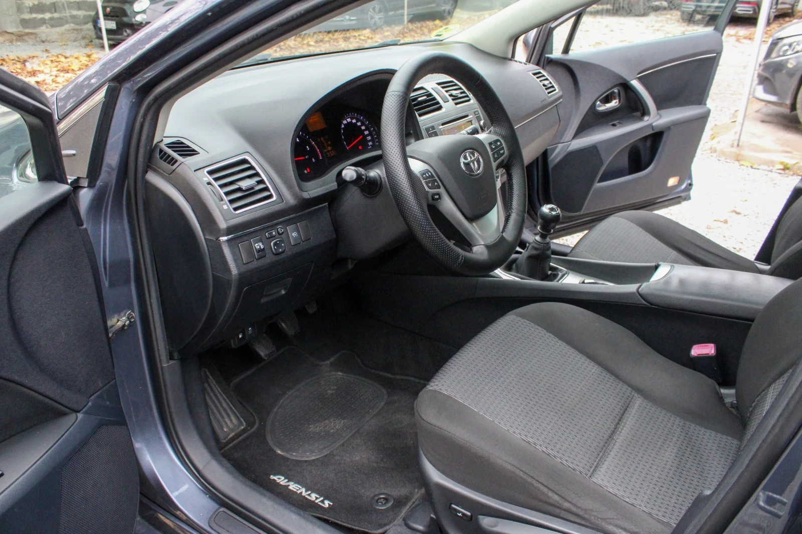 Toyota Avensis 2.0 D4D ADVANCE - изображение 9