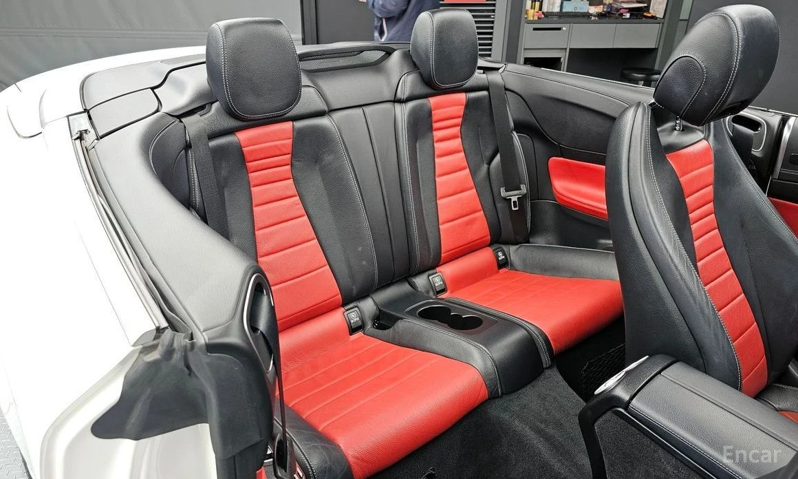 Mercedes-Benz E 220, снимка 12 - Автомобили и джипове - 54039356