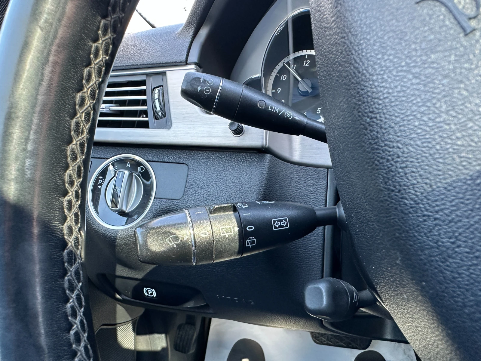 Mercedes-Benz E 350 CDI 4Matic, снимка 17 - Автомобили и джипове - 54192471