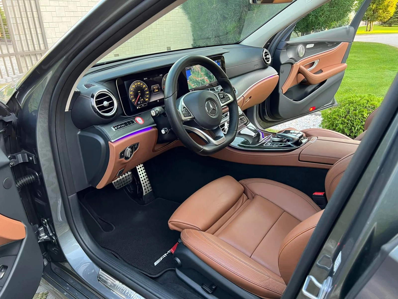 Mercedes-Benz E 220, снимка 6 - Автомобили и джипове - 54753794