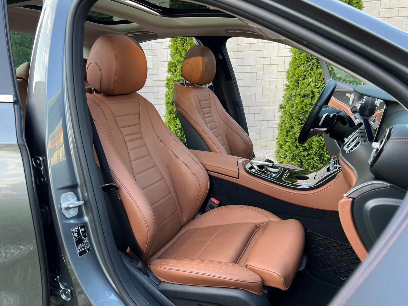 Mercedes-Benz E 220, снимка 10 - Автомобили и джипове - 54753794