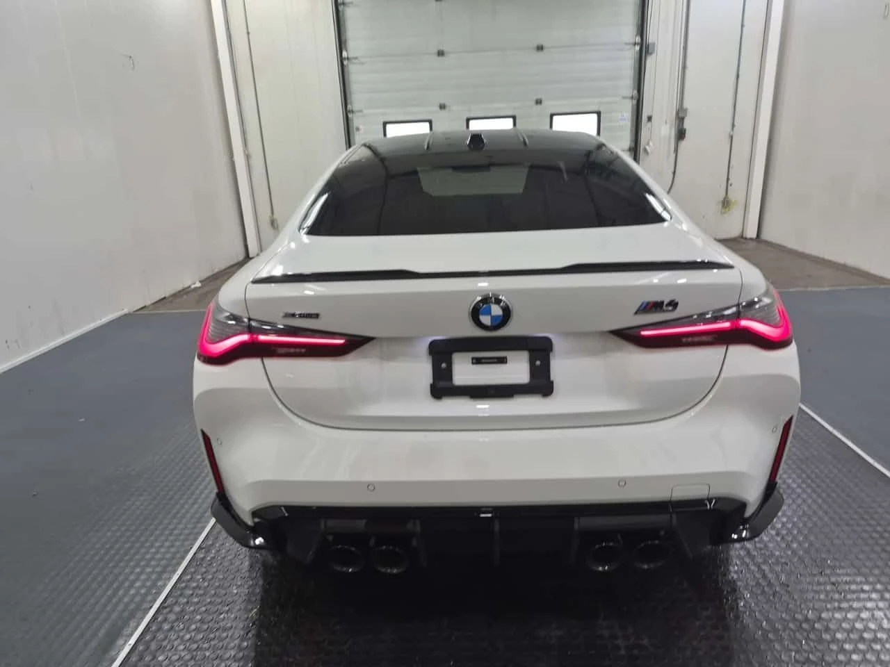 BMW M4 * COMPETITION * Carbon Buckets * CARFAX * 30k km *, снимка 4 - Автомобили и джипове - 54878275