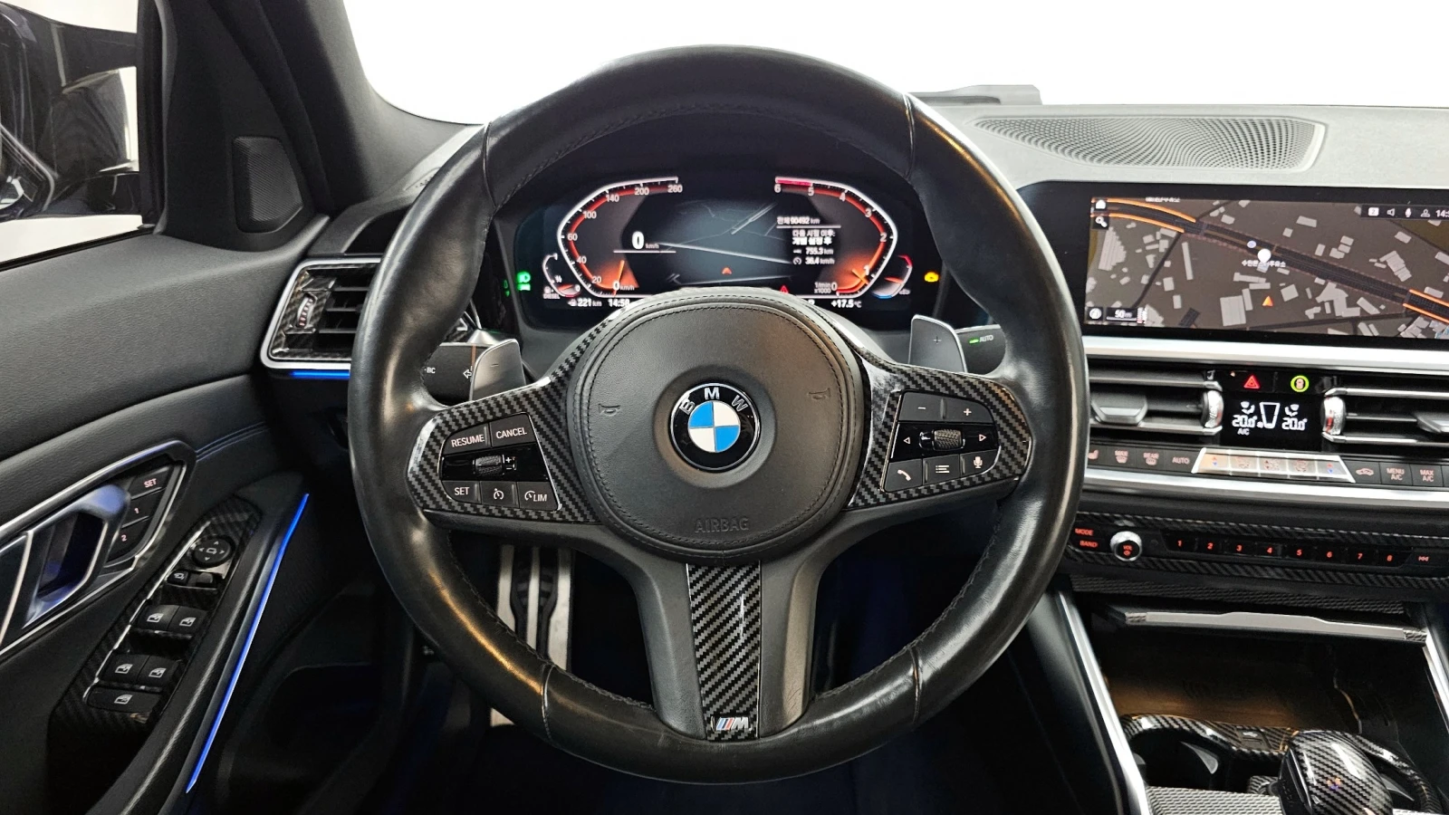BMW 320 320d M Sport | HUD | MEMORY | Панорама, снимка 10 - Автомобили и джипове - 55430415