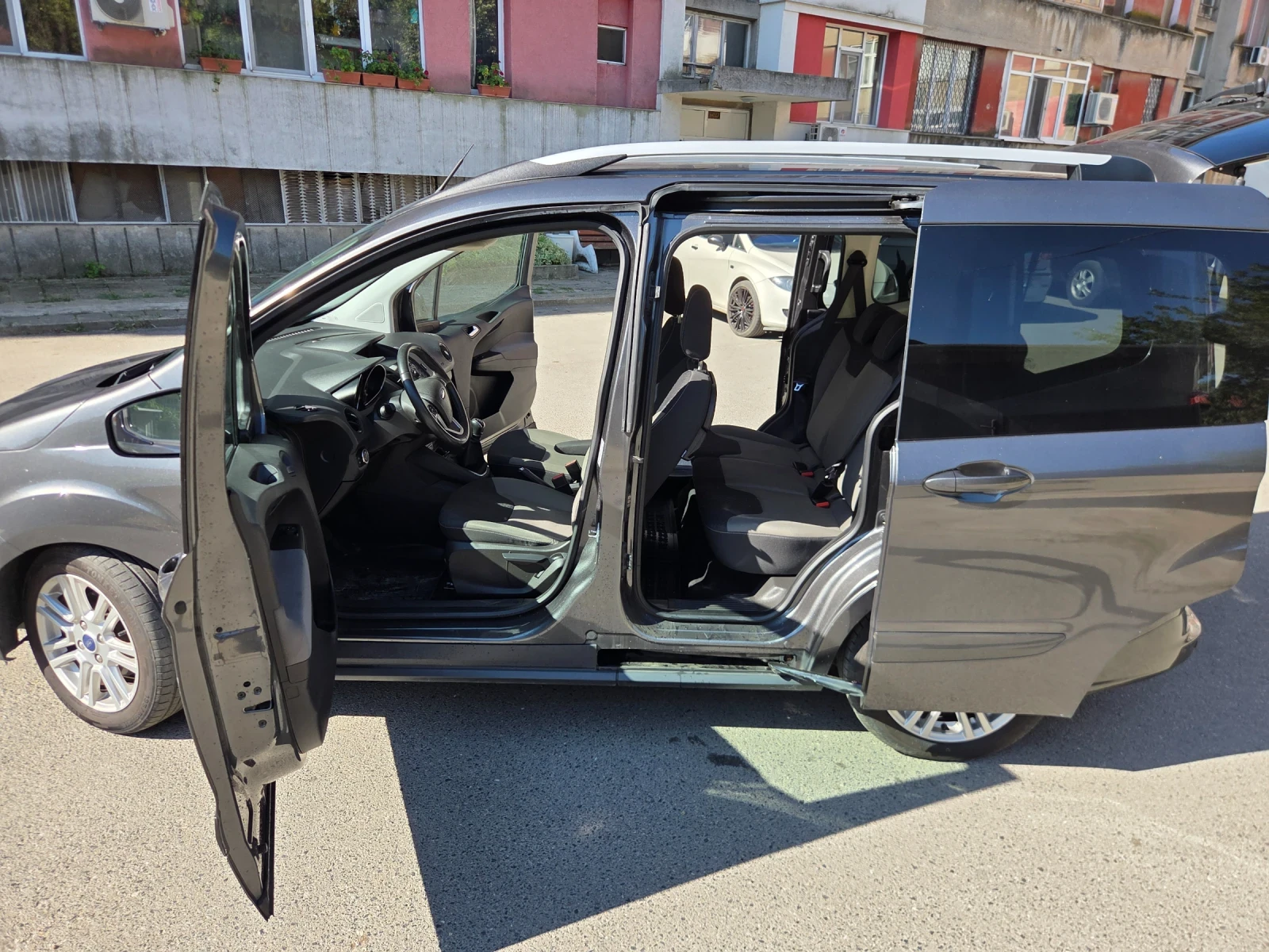 Ford Courier TOURNEO * EURO 5 * 137 Х КМ * ГЕРМАНИЯ * ТОП СЪСТ, снимка 8 - Автомобили и джипове - 55471245