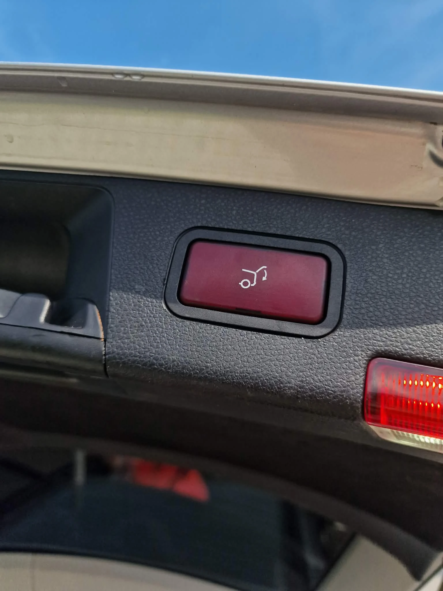 Mercedes-Benz C 220 2.2 170, снимка 8 - Автомобили и джипове - 55513194