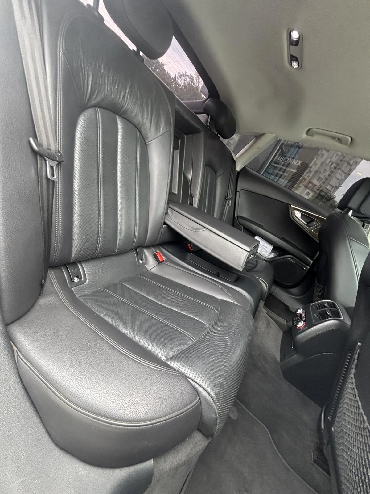 Audi A7 3.0T, снимка 10 - Автомобили и джипове - 55616379