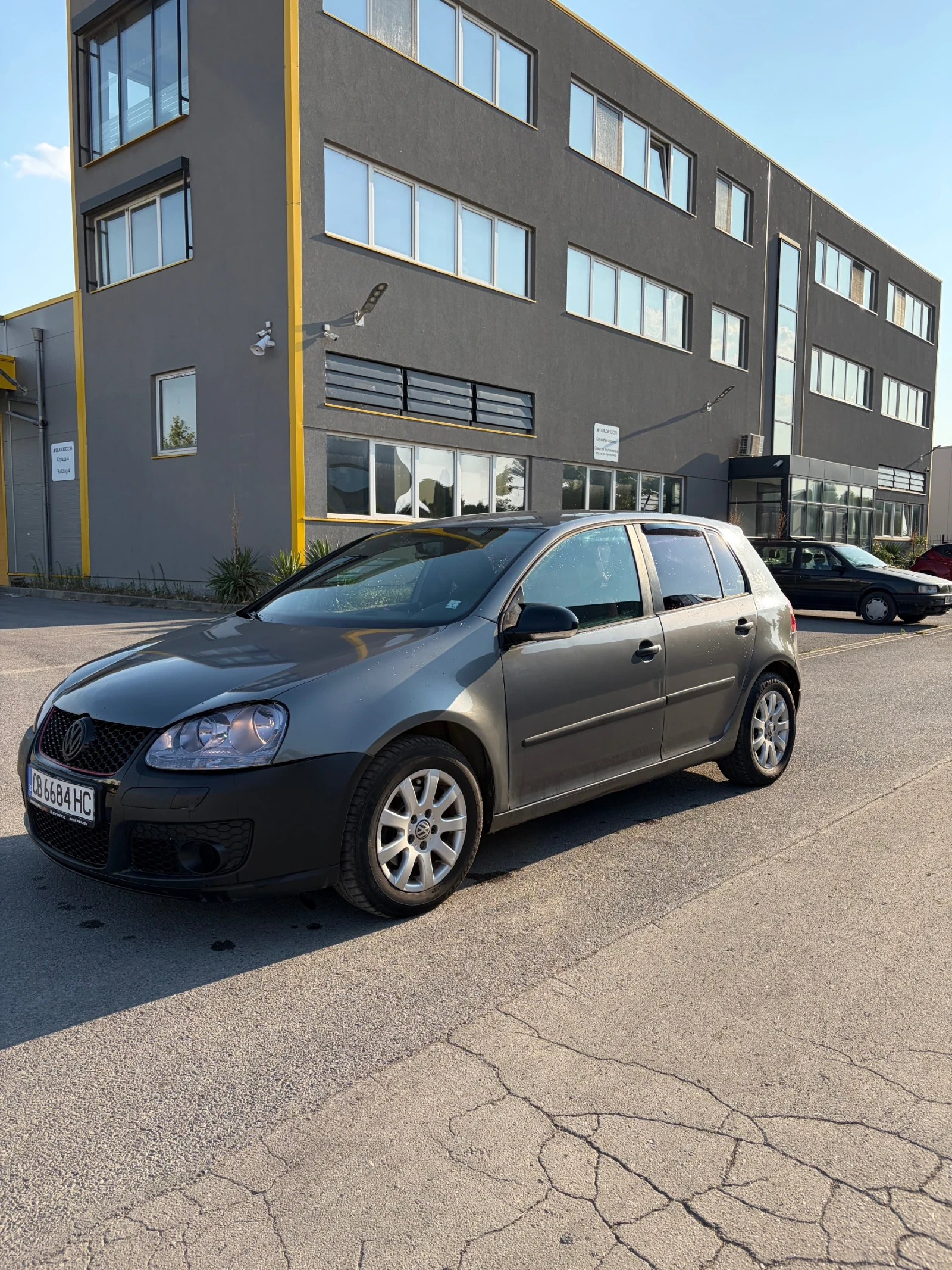 VW Golf 1.9 tdi 6-скорости, снимка 3 - Автомобили и джипове - 55694568