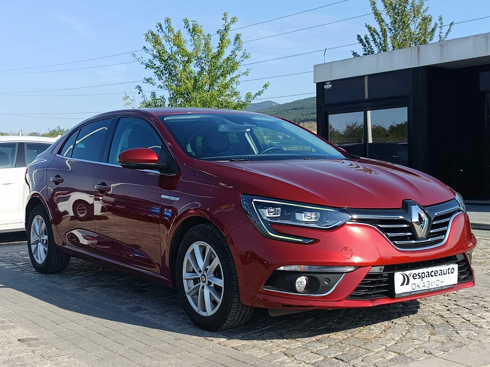 Renault Megane 1.3Tce/ 140к.с., снимка 3 - Автомобили и джипове - 55847778