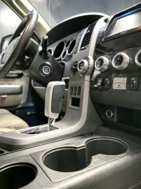 Toyota Sequoia 5.7 ГАЗ/ЛИЗИНГ/БАРТЕР, снимка 6