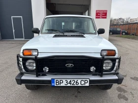 Lada Niva 1.7i ГАЗ 4x4 Климатик Италия EURO 5, снимка 2