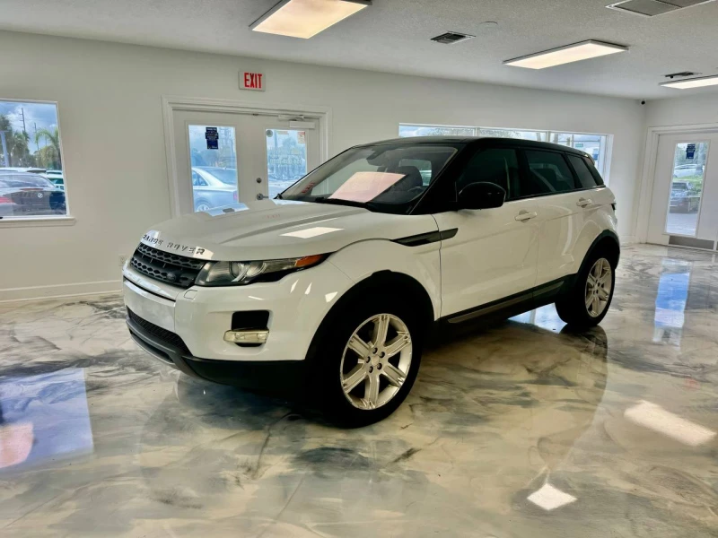 Land Rover Range Rover Evoque  Pure Plus* Meridian sound* Панорама, снимка 1 - Автомобили и джипове - 47502850