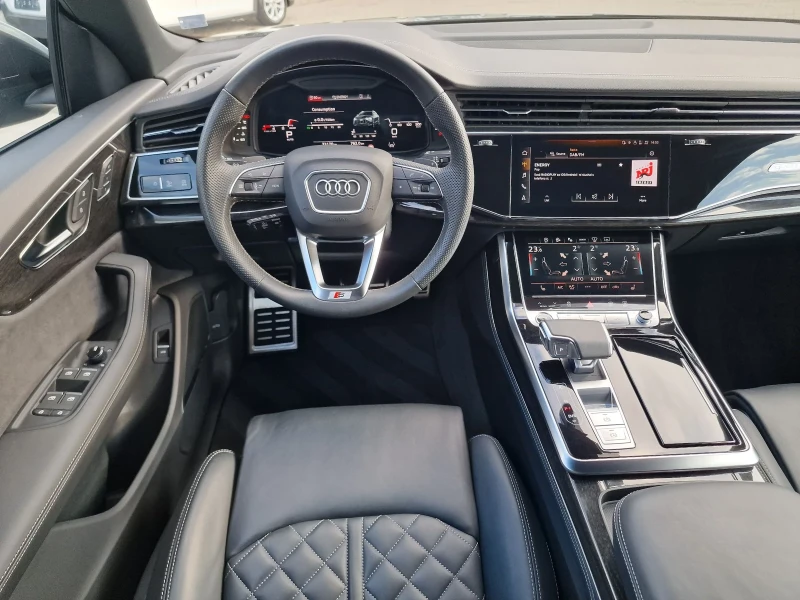 Audi Q8 S line 360   HD Martix Panorama, снимка 11 - Автомобили и джипове - 48156313