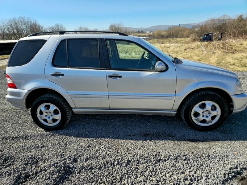 Mercedes-Benz ML 320 Euro 4, снимка 4 - Автомобили и джипове - 49400111