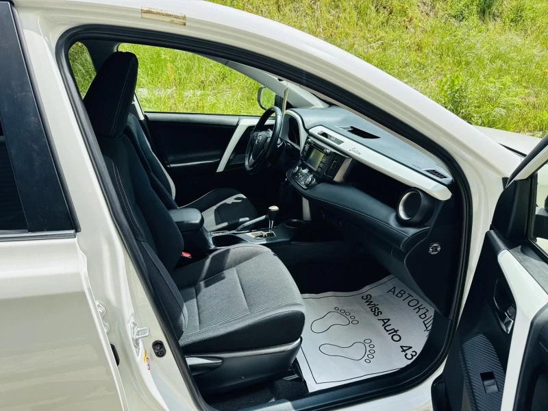 Toyota Rav4 2.0i Edition, снимка 13 - Автомобили и джипове - 50268166