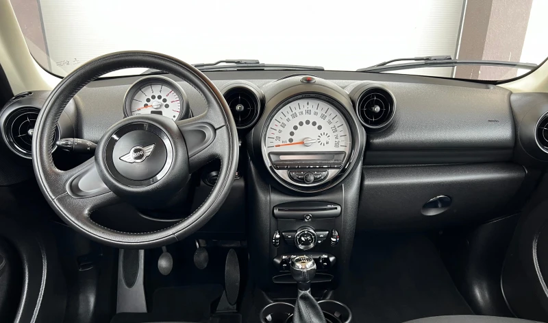 Mini Countryman 1.6D* Euro 5B* KTEO* 6sk* РЕАЛНИ 94972 КМ. ИТАЛИЯ , снимка 6 - Автомобили и джипове - 52024273