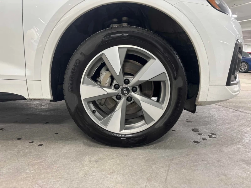 Audi Q5 * Komfort * CARFAX * БЕЗ ПЪРВОНАЧАЛНА ВНОСКА, снимка 7 - Автомобили и джипове - 53034831