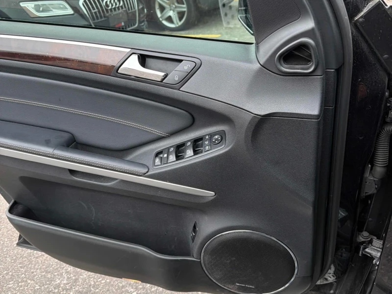 Mercedes-Benz GL * 350 BlueTEC * CARFAX * ЦЕНА ДО БГ, снимка 17 - Автомобили и джипове - 53206680