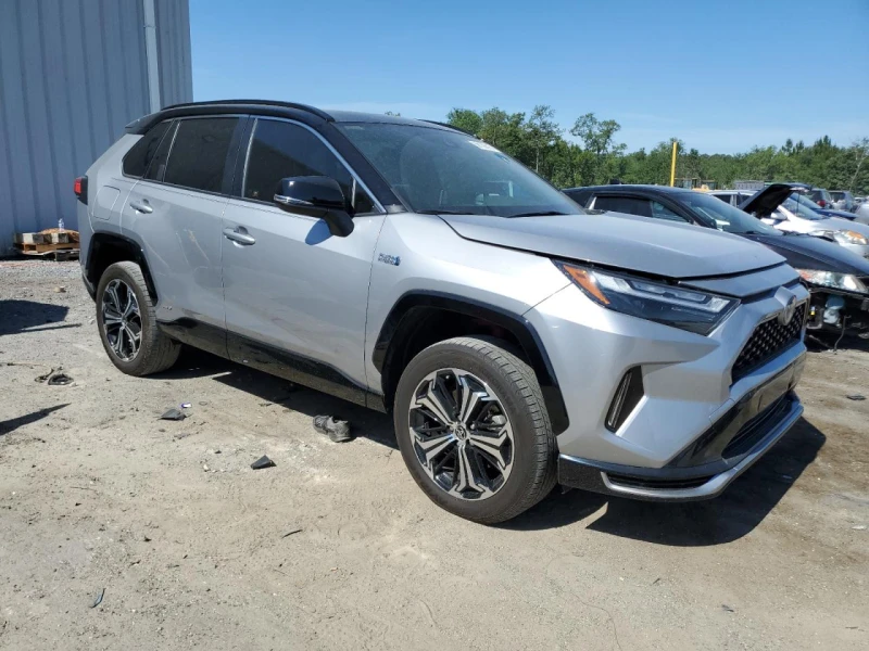 Toyota Rav4, снимка 4 - Автомобили и джипове - 53472384