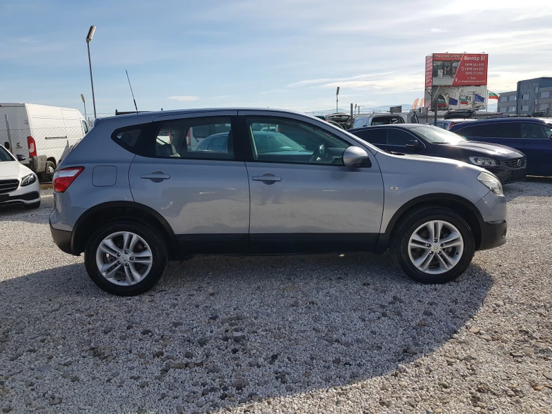 Nissan Qashqai 2.0 DCI-150 к.с. 4x4 TEKNA АВТОМАТИК ЛИЗИНГ, снимка 4 - Автомобили и джипове - 53537423