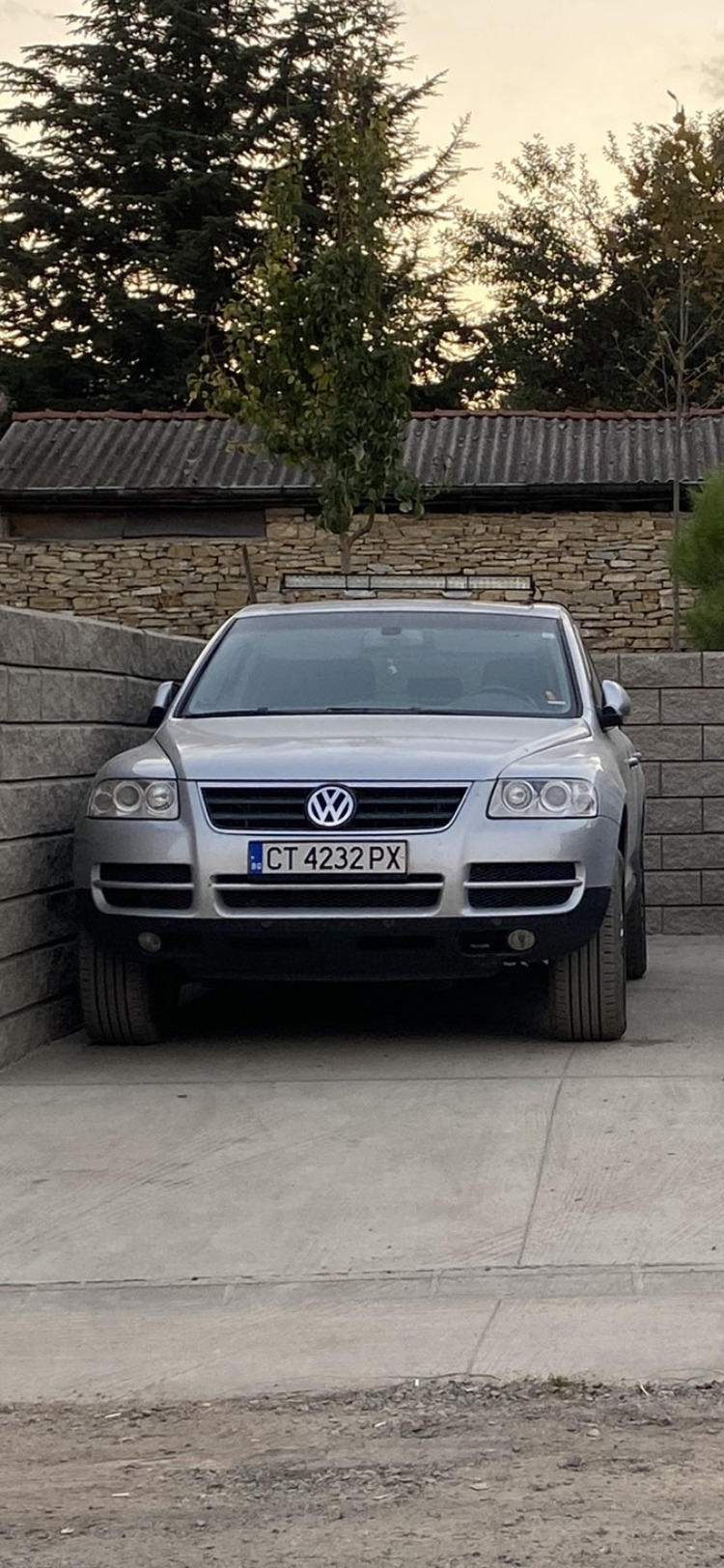 VW Touareg, снимка 1 - Автомобили и джипове - 46350658