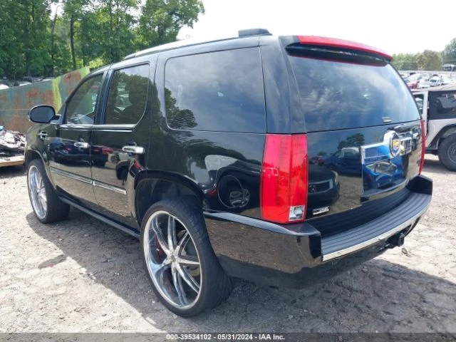 Cadillac Escalade 6.2L V8 403кс * Подходяша за ГАЗ, снимка 3 - Автомобили и джипове - 47150879