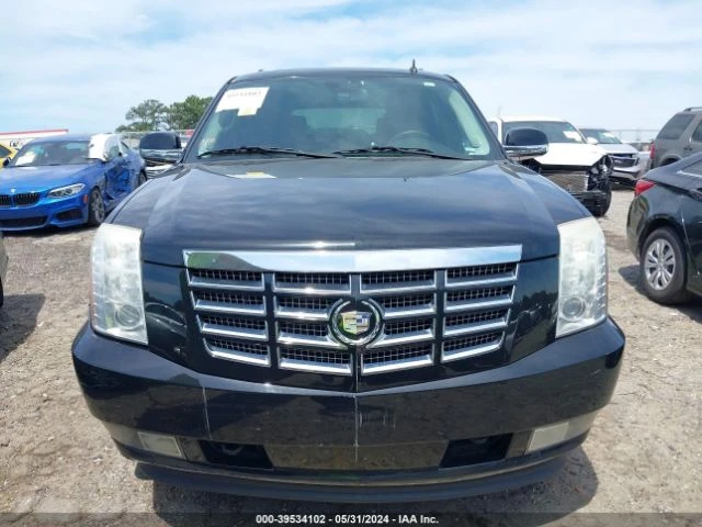 Cadillac Escalade 6.2L V8 403кс * Подходяша за ГАЗ, снимка 5 - Автомобили и джипове - 47150879