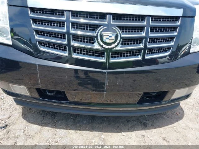 Cadillac Escalade 6.2L V8 403кс * Подходяша за ГАЗ, снимка 7 - Автомобили и джипове - 47150879