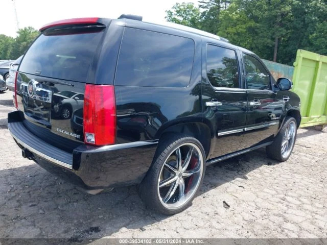 Cadillac Escalade 6.2L V8 403кс * Подходяша за ГАЗ, снимка 4 - Автомобили и джипове - 47150879