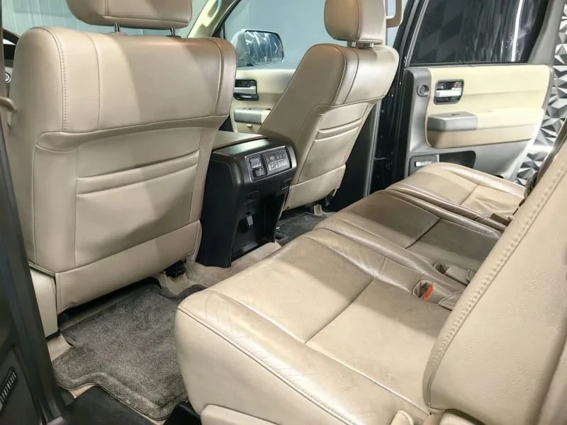 Toyota Sequoia 5.7 ГАЗ/ЛИЗИНГ/БАРТЕР, снимка 11 - Автомобили и джипове - 53823615