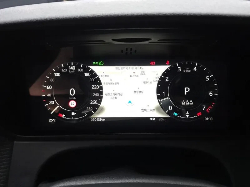 Land Rover Range Rover Velar Velar 2.0 P250 R-Dynamic Se | Mobile.bg � ����������� 8