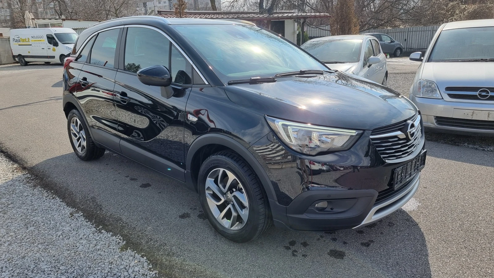 Opel Crossland X 1.5 TURBO EURO 6D - изображение 3