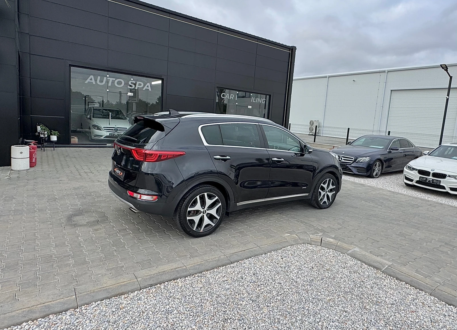 Kia Sportage 2.0CRDi * GT Line* Подгрев/Камера/Keyless/Панорама - изображение 4