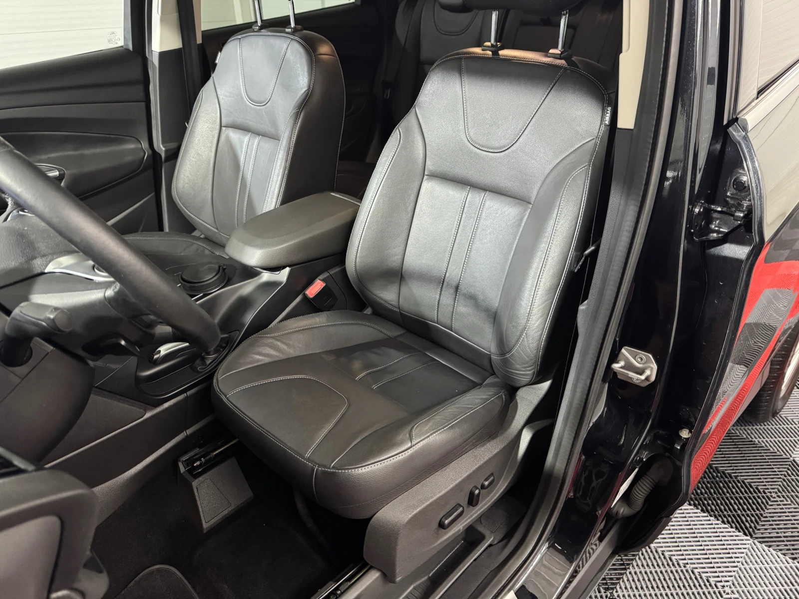 Ford Kuga 2.0 TDCI 4WD - LUX EDITION| FORD MILANO| 124000 km | Mobile.bg � ����������� 15