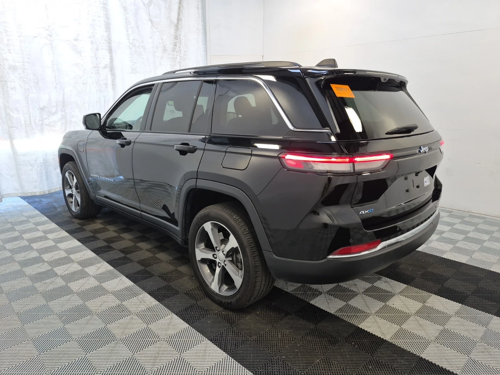 Jeep Grand cherokee 4x4 * HYBRID* CARFAX*  | Mobile.bg � ����������� 4