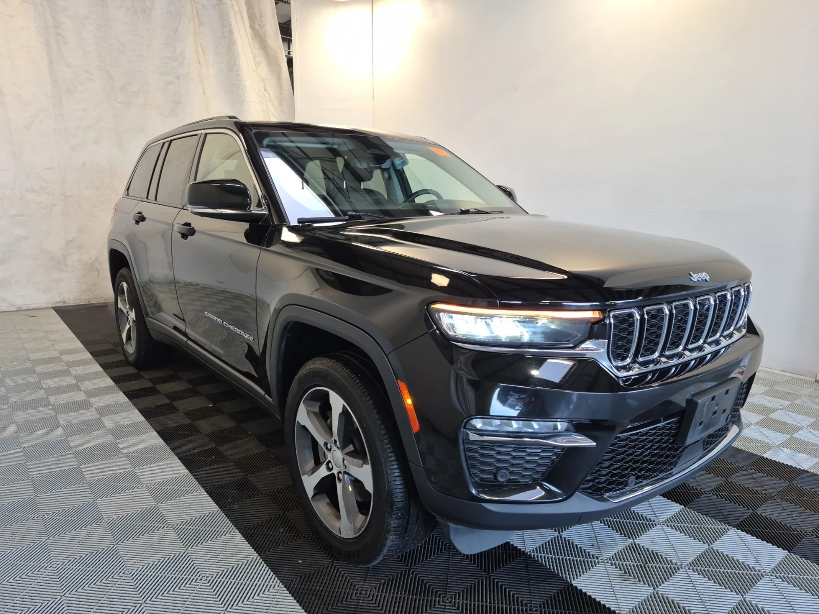 Jeep Grand cherokee 4x4 * HYBRID* CARFAX*  | Mobile.bg � ����������� 2