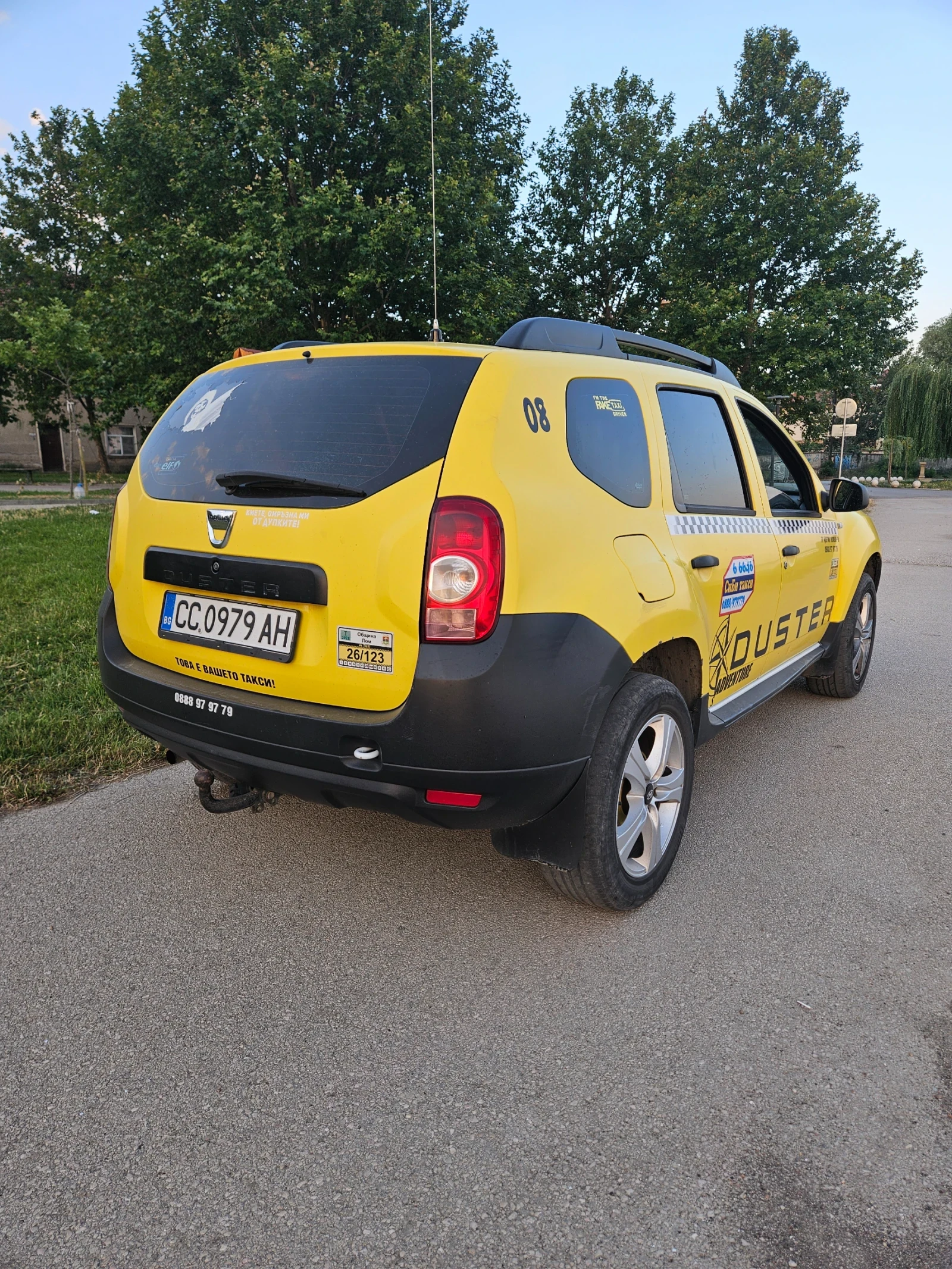Dacia Duster 1.5dci, снимка 5 - Автомобили и джипове - 55651974