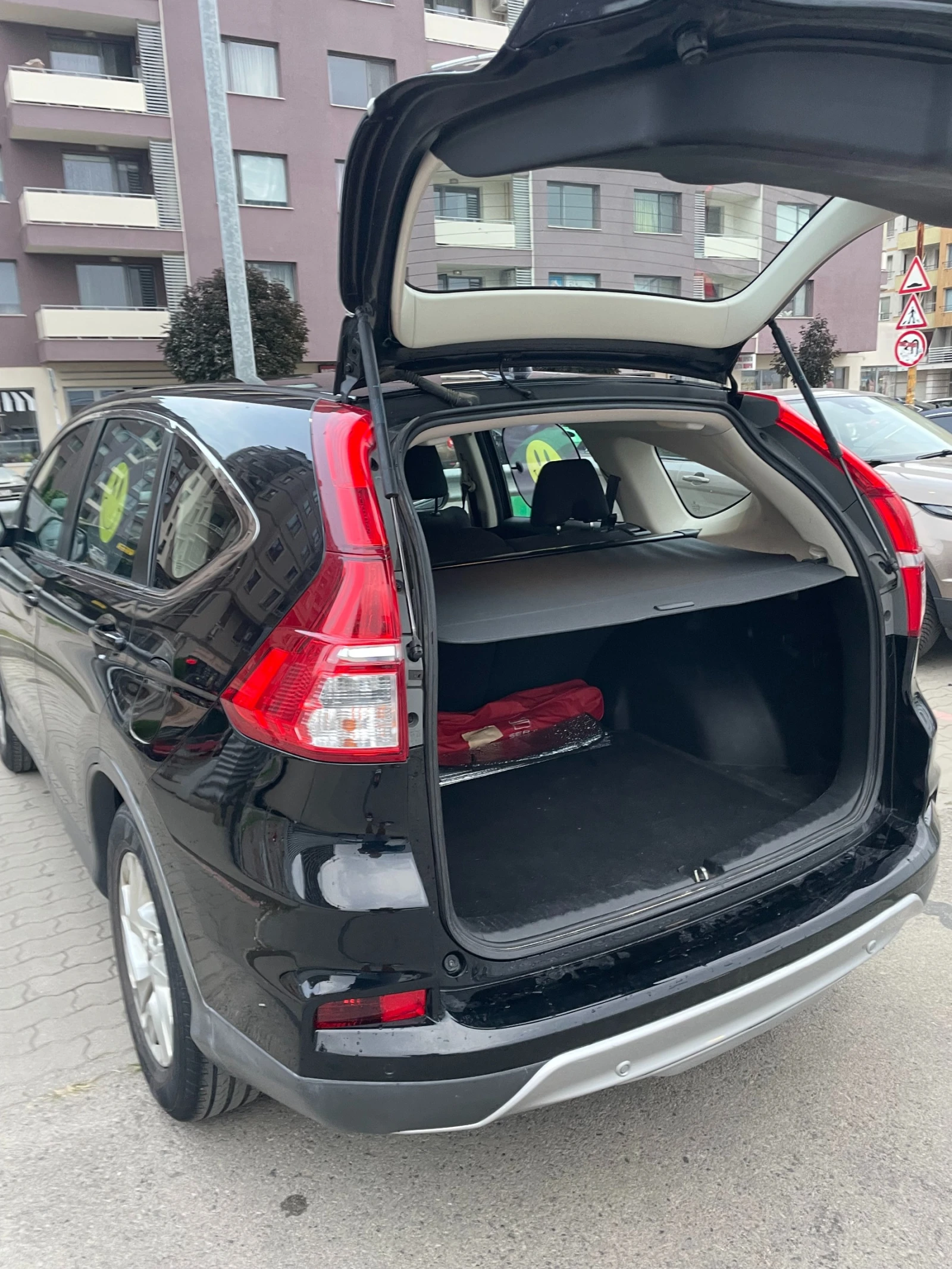Honda Cr-v 1.5 VTEC, снимка 5 - Автомобили и джипове - 55879304