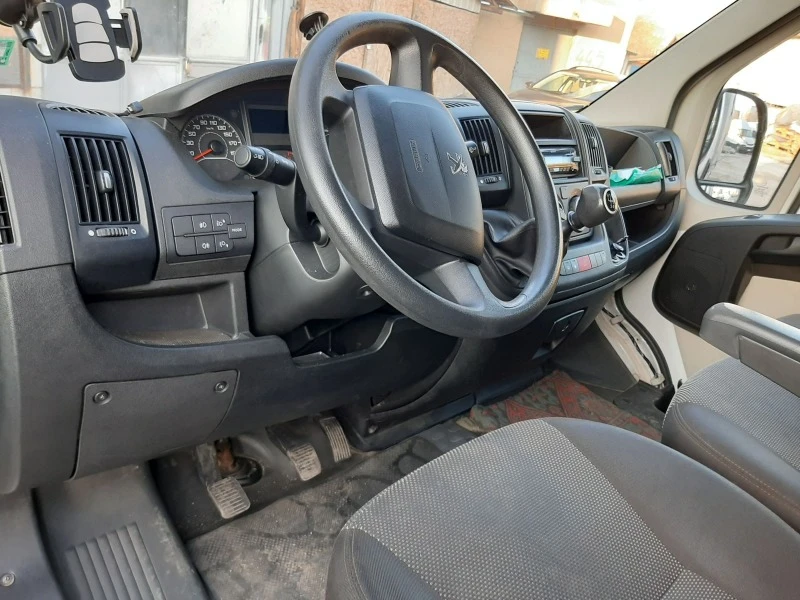 Peugeot Boxer, снимка 9 - Бусове и автобуси - 47883116