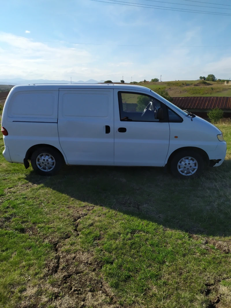 Hyundai H1, снимка 3 - Бусове и автобуси - 47308318