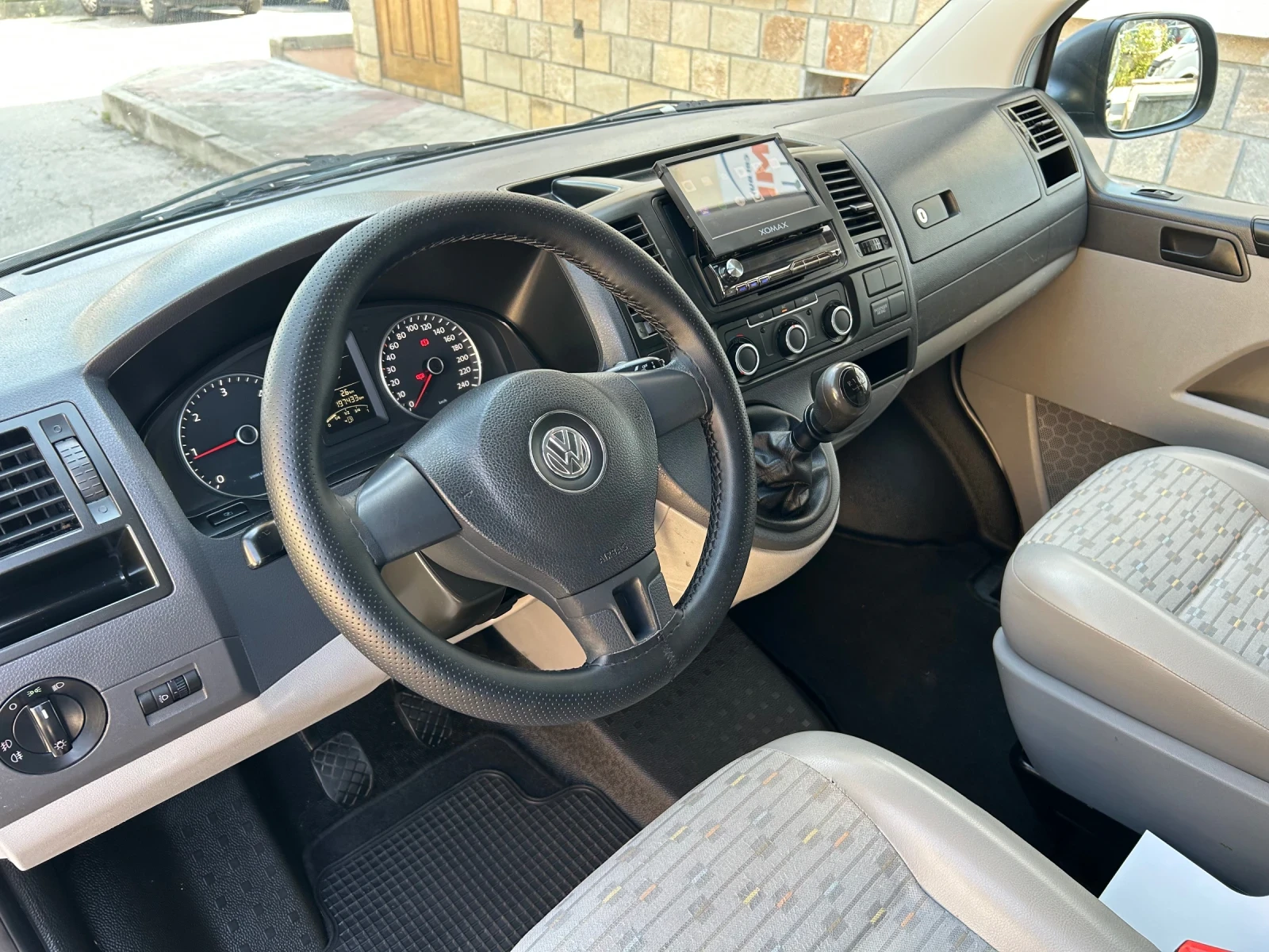VW Transporter 2.0TDI FACE, снимка 13 - Бусове и автобуси - 55645428