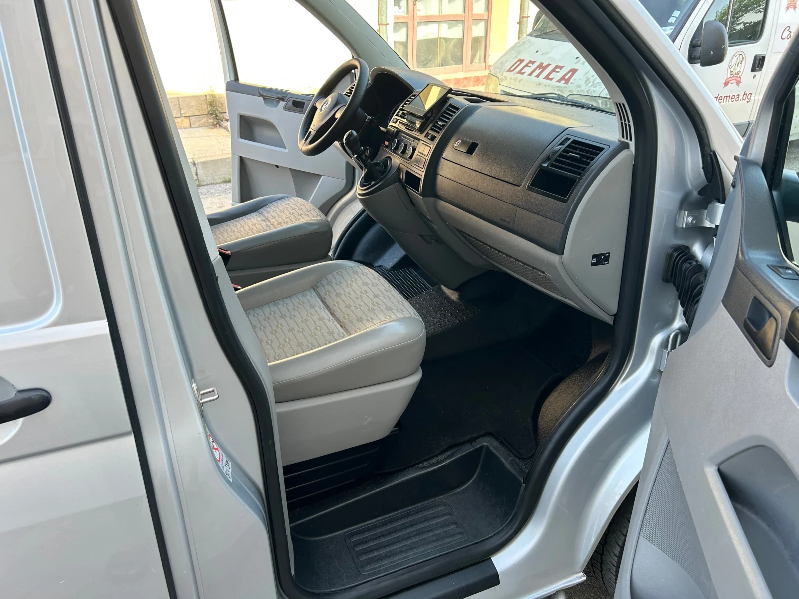 VW Transporter 2.0TDI FACE, снимка 15 - Бусове и автобуси - 55645428