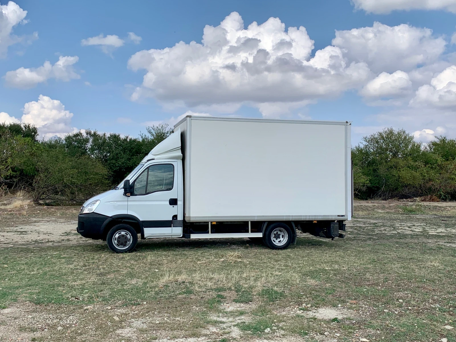 Iveco Daily 3.0 169 000км падащ борд - Б категория - изображение 3