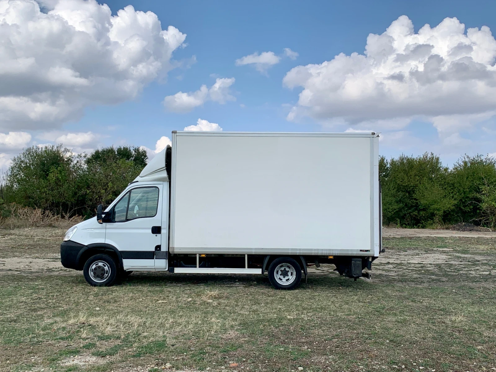 Iveco Daily 3.0 169 000км падащ борд - Б категория - изображение 6