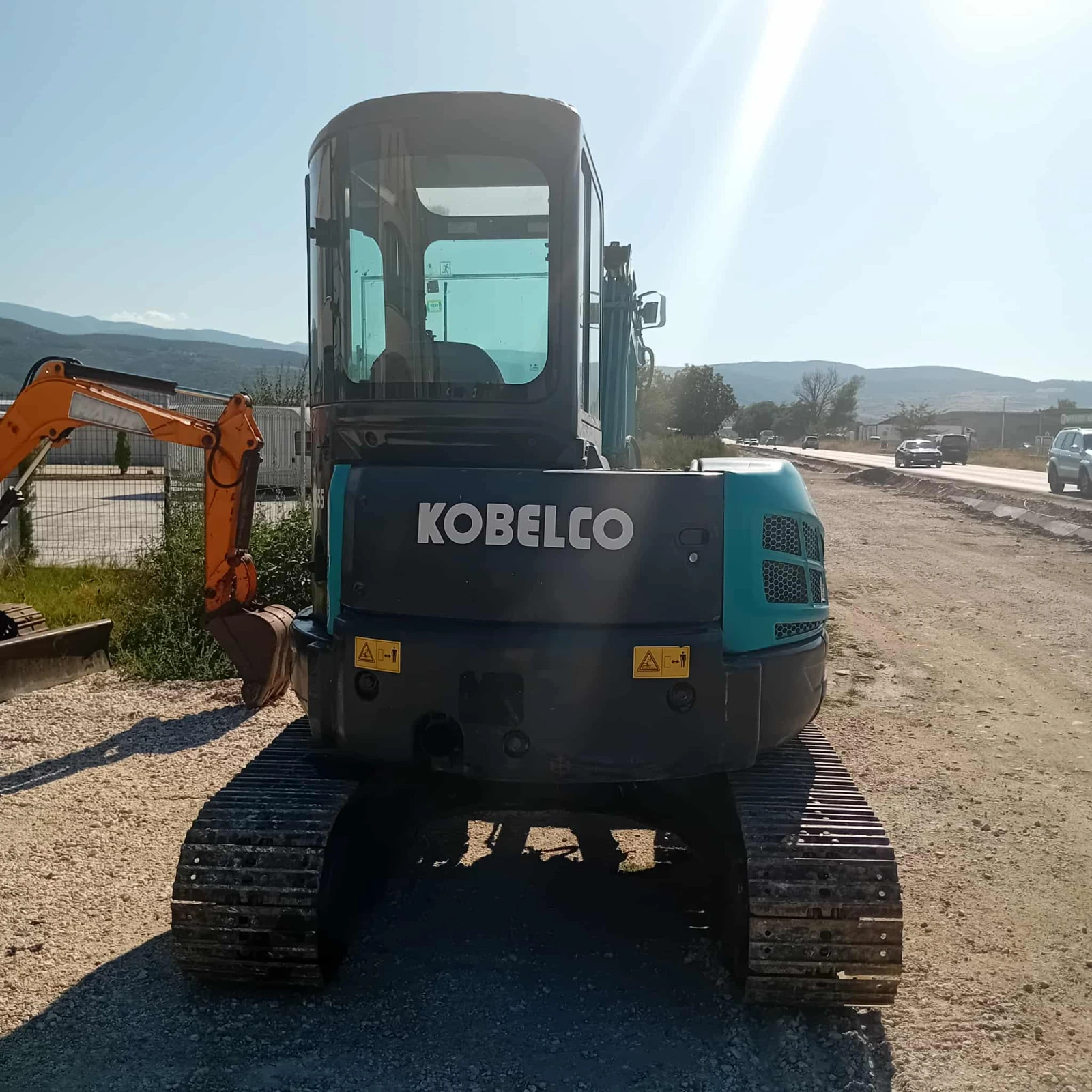 Багер Kobelco SK55SR-5 - КЛИМАТИК - ЛИНИЯ ЗА ЧУК - 4 КОФИ - изображение 3