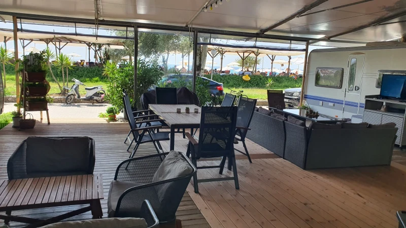 Каравана Hobby 650, снимка 7 - Каравани и кемпери - 53222025