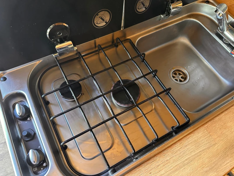 Кемпер Ford Custom, снимка 14 - Каравани и кемпери - 52535475