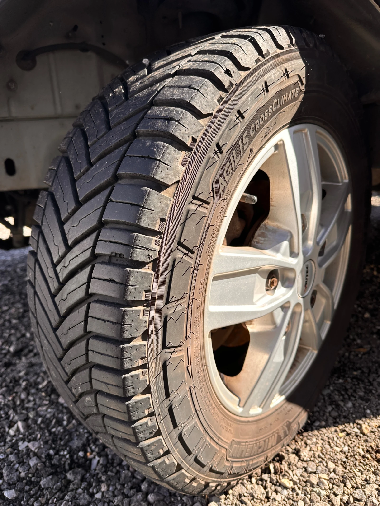 Кемпер Ford Custom - изображение 6