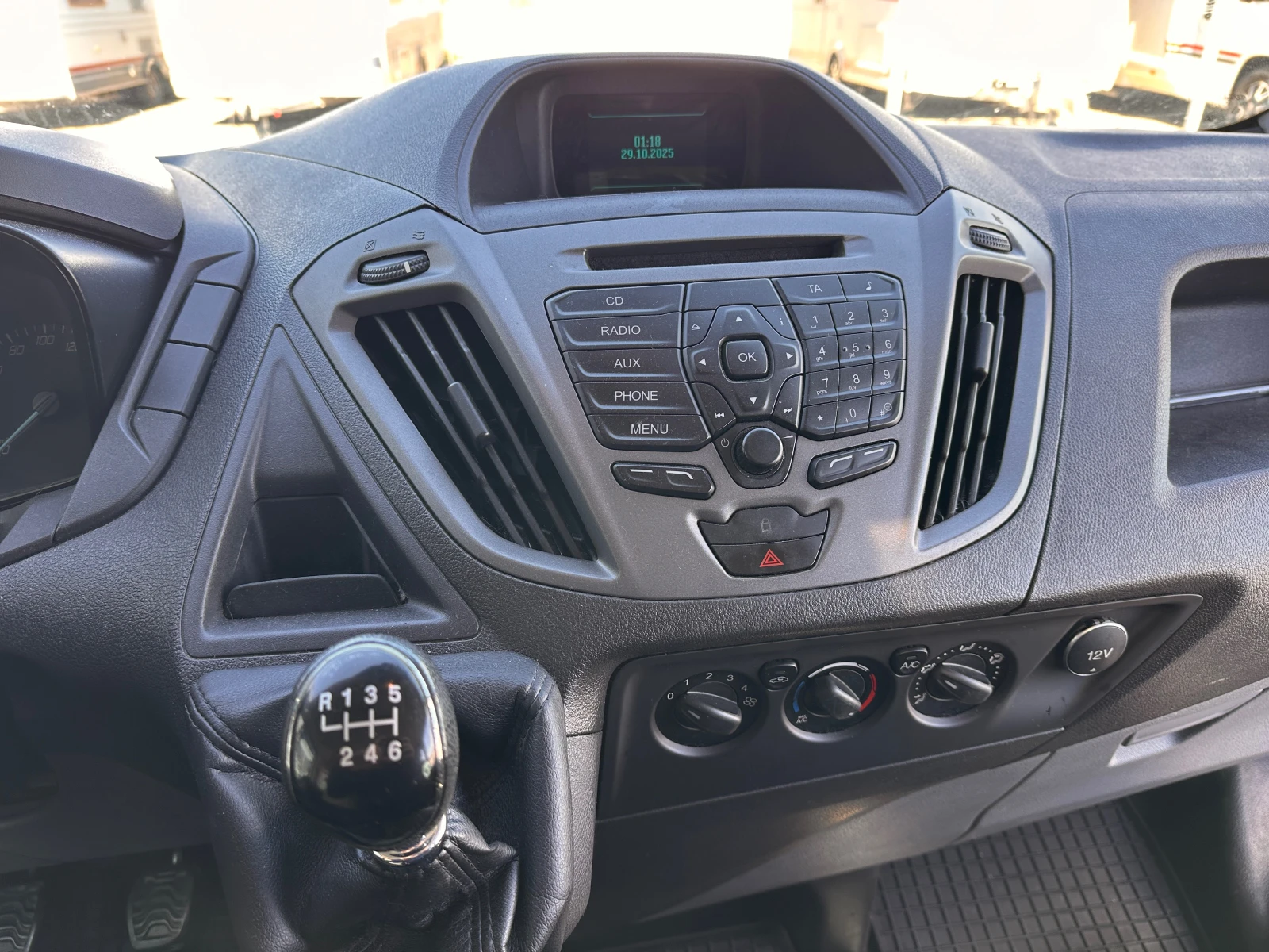 Кемпер Ford Custom - изображение 7